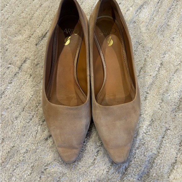 Franco Sarto Shoes - Franco Sarto Tan Heeled Pumps Elegant Suede